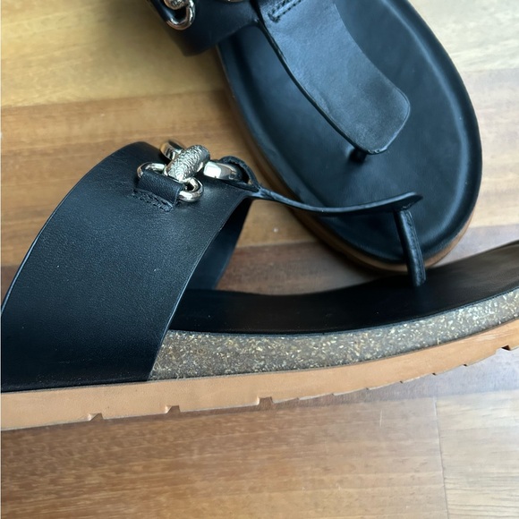 Leather thong sandal - Picture 10 of 11